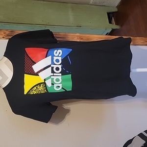 Adidas Graphic Tee geometric print